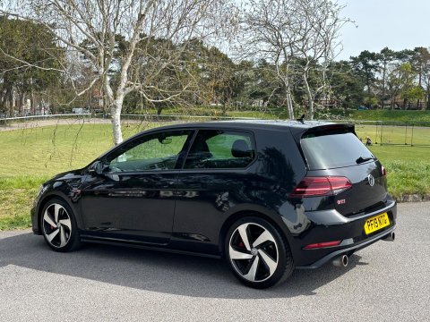 Volkswagen Golf 2.0 TSI GTI Performance Euro 6 (s/s) 3dr 27