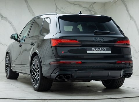 Audi SQ7 BLACK EDITION 10