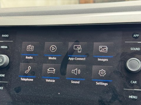 Volkswagen Polo 1.0 EVO SE Euro 6 (s/s) 5dr 12