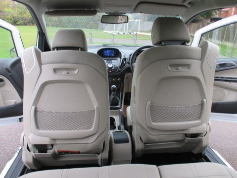 Ford B-Max 1.0T EcoBoost Titanium Navigator Euro 6 5dr 24