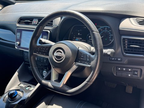 Nissan LEAF N-Connecta Hatchback 5dr Electric Auto (150 ps) 14