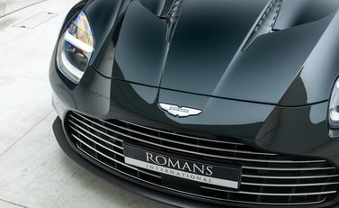 Aston Martin Vanquish Volante 31