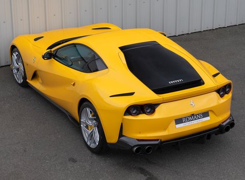 Ferrari 812 Superfast 9