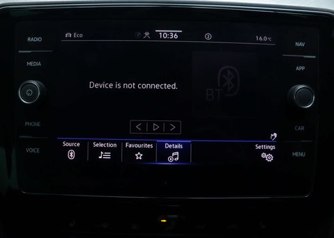Volkswagen Passat 1.4 TSI 13kWh GTE Estate 5dr Petrol Plug-in Hybrid DSG Euro 6 (s/s) (218 ps 25