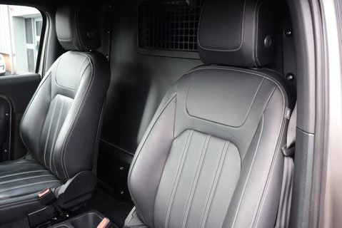 Land Rover Defender 90 HARD TOP MHEV STYLED AT SEEKER   OUR X DEMO MODEL  19