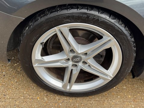 Audi A4 2.0 TDI ultra S line S Tronic Euro 6 (s/s) 5dr 54