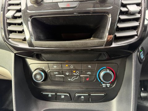 Ford Transit Connect 1.5 240 EcoBlue Limited L2 Euro 6 (s/s) 5dr 14