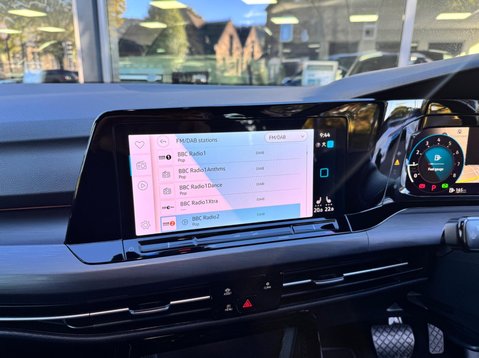 Volkswagen Golf STYLE ETSI DSG 29