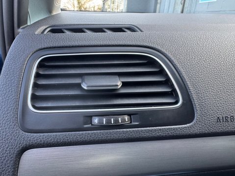 Volkswagen Golf SE TSI BLUEMOTION TECHNOLOGY 52