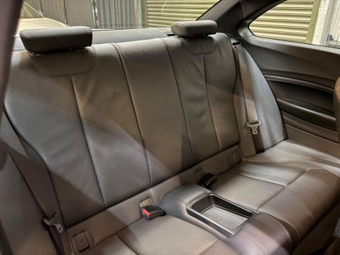 BMW 2 Series 3.0 M240i Auto Euro 6 (s/s) 2dr 9