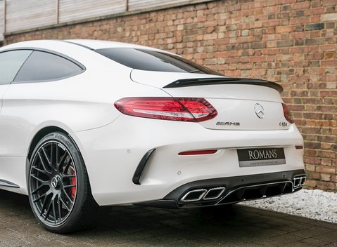 Mercedes-Benz C Class C63 S Coupe 26