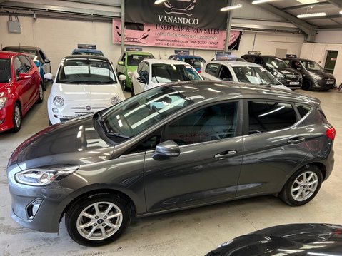 Ford Fiesta ZETEC 9