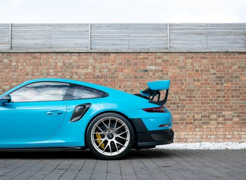 Porsche 911 (991) GT2 RS 35