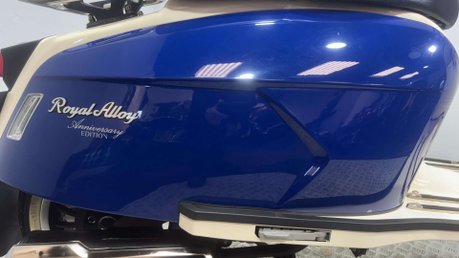 Royal Alloy GP AC 2019 ONLY 168 MILES NEW MOT CUSTOM SCOOTER 125CC LEARNER 16