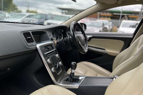 Volvo V60 1.6 D2 SE Lux Estate 5dr Diesel Manual Euro 5 (s/s) (115 ps) 35