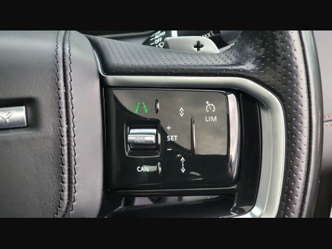 Land Rover Discovery Sport R-DYNAMIC HSE 21