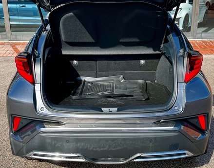 Toyota C-HR 2.0 C-HR Excel HEV CVT 5dr 69