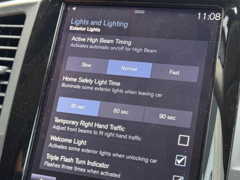 Volvo XC90 2.0 D5 Momentum Geartronic 4WD Euro 6 (s/s) 5dr 20