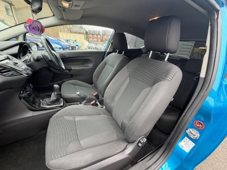 Ford Fiesta ZETEC 13