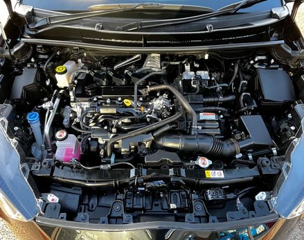 Toyota Yaris 1.5 Yaris Design HEV CVT 5dr 7