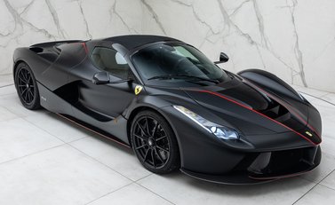 Ferrari LaFerrari Aperta 17