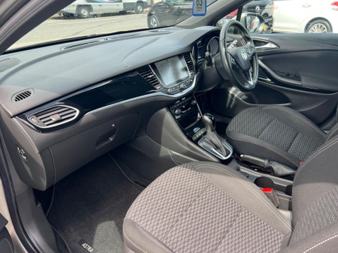 Vauxhall Astra 1.4i Turbo SRi Nav Auto Euro 6 (s/s) 5dr 23