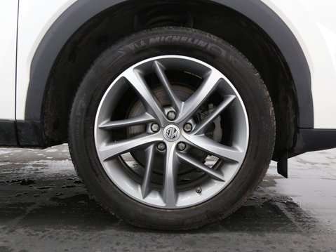 MG HS 1.5 T-GDI Excite Euro 6 (s/s) 5dr 26