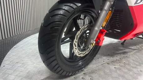 Lexmoto Diablo 2024 ONLY 800 MILES 50CC SCOOTER 1 OWNER LEARNER 29