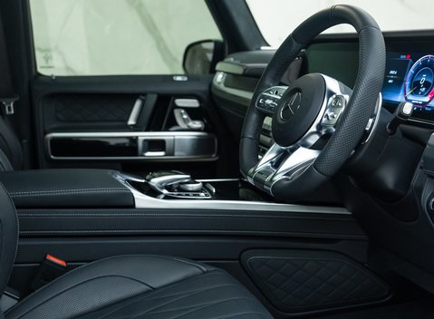 Mercedes-Benz G Class AMG G 63 13