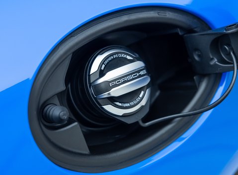 Porsche 718 SPYDER 30