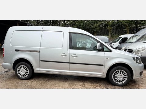 Volkswagen Caddy Maxi 1.6 TDi C20 Maxi Trendline Panel Van 5dr Diesel Manual FWD (152 g/km, 101 b 7