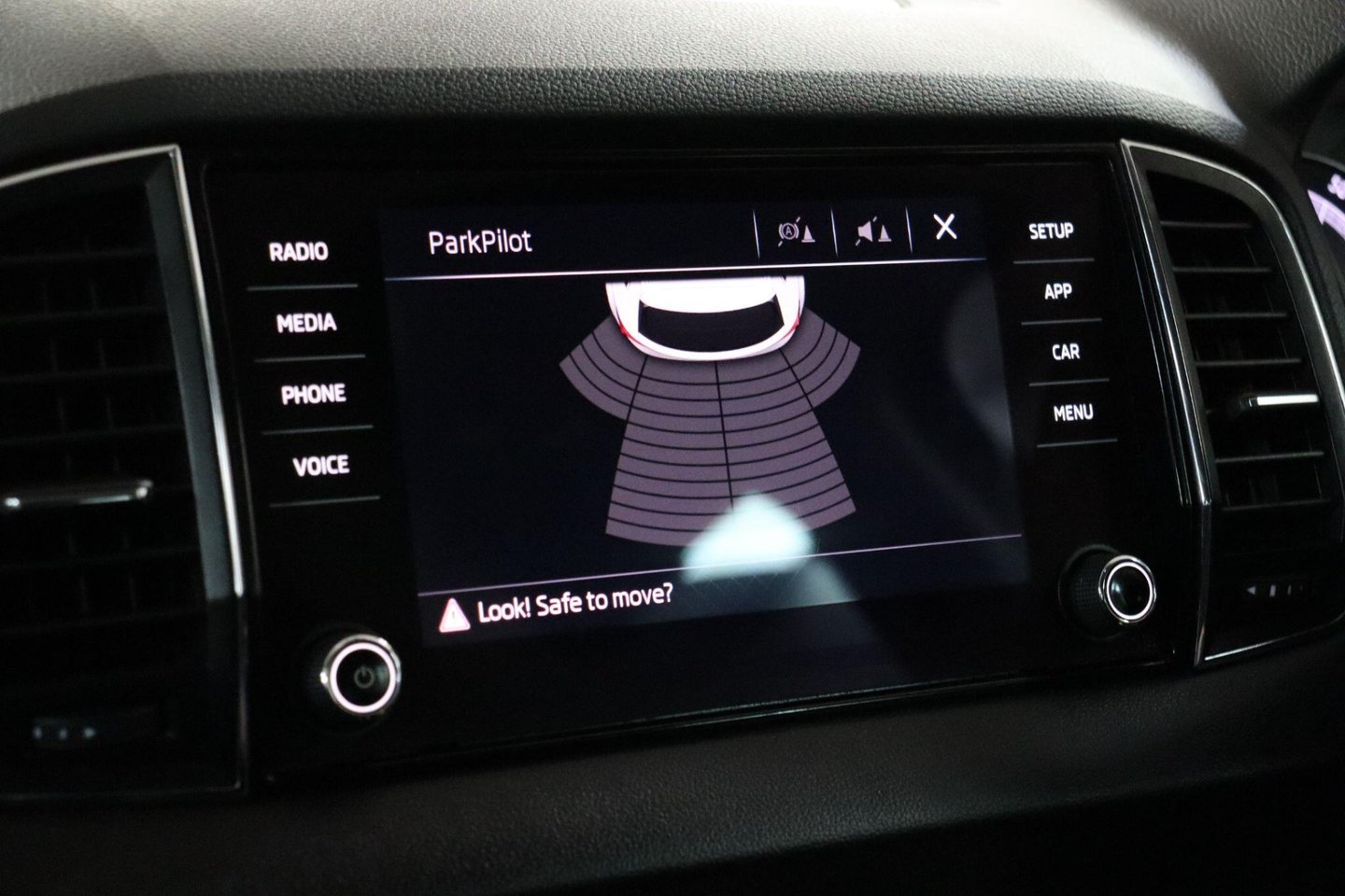 2019 Skoda Karoq — image 32