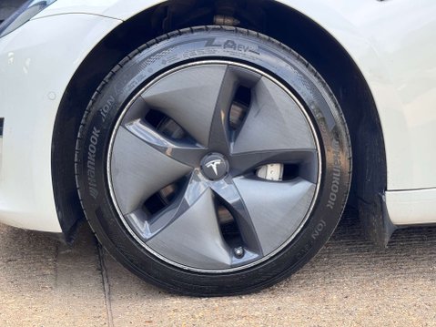 Tesla Model 3 Model 3 Long Range AWD 4WD 4dr 54