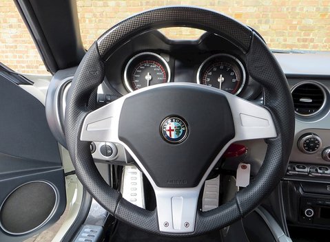 Alfa Romeo 8C Spider 6