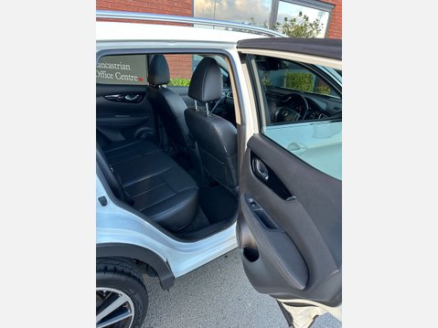 Nissan Qashqai 1.5 dCi Tekna 2WD Euro 6 (s/s) 5dr 5