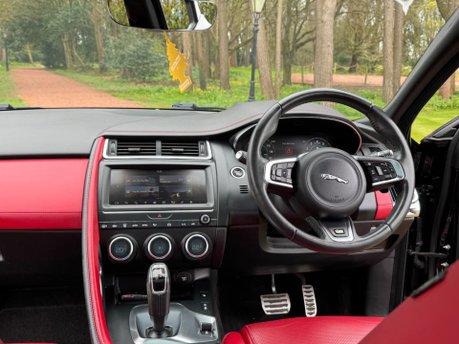 Jaguar E-Pace R-DYNAMIC HSE 17