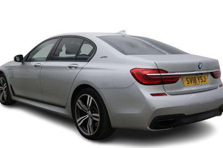 BMW 7 Series 2.0 740e 9.2kWh M Sport Saloon 4dr Petrol Plug-in Hybrid Auto Euro 6 (s/s)  3