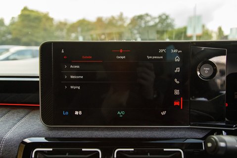 Renault 5 TECHNO E-TECH 26