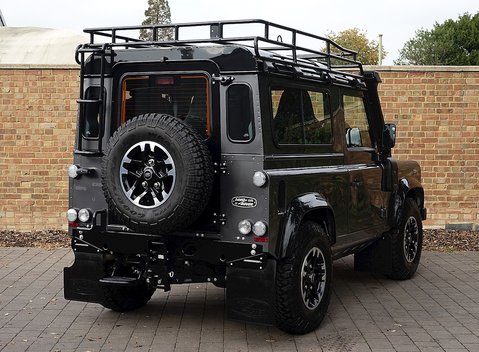 Land Rover 90 Adventure 14