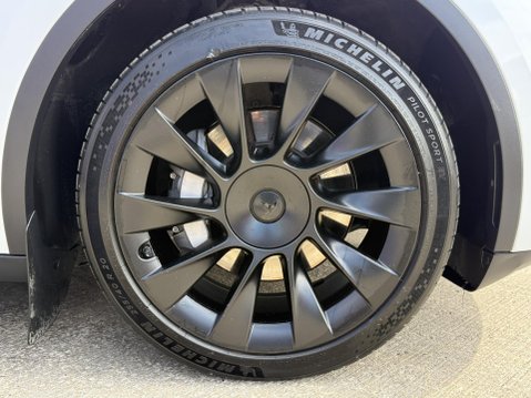 Tesla Model Y (Dual Motor) Long Range SUV 5dr Electric Auto 4WDE (384 bhp) 14