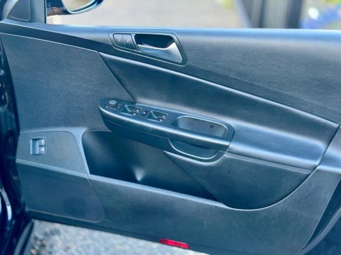 Volkswagen Passat 3.6 FSI V6 R36 DSG 4Motion Euro 5 5dr 57