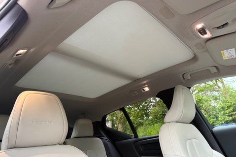 Volvo XC40 T5 INSCRIPTION AWD -XENIUM -360 CAMERA -PAN ROOF -HARMAN KARDON -WINTER PAC 58