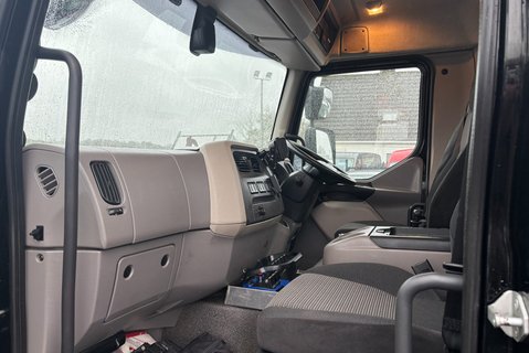 DAF LF LF 210 FA 14T with Fassi F85 Crane 13