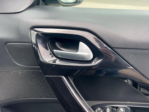 Peugeot 208 1.2 PureTech Black Edition Euro 6 3dr 32