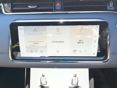 Land Rover Range Rover Evoque 2.0 Range Rover Evoque R-Dynamic SE D MHEV Auto 4WD 5dr 12