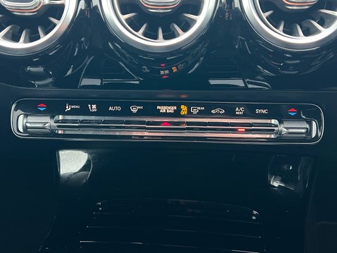 Mercedes-Benz A Class A 200 D AMG LINE PREMIUM 26