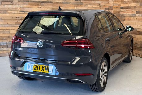 Volkswagen Golf 35.8kWh e-Golf Hatchback 5dr Electric Auto (136 ps) 6