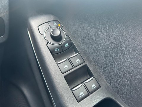 Ford Puma ST-LINE MHEV 24