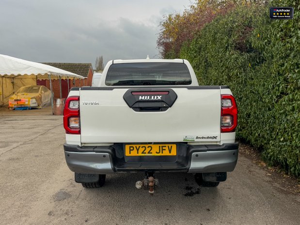 Toyota Hilux Invincible X | AUTO | D-4D | Camera | Nav | 2.8 LT | No VAT| 8