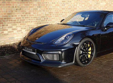 Porsche Cayman GT4 5